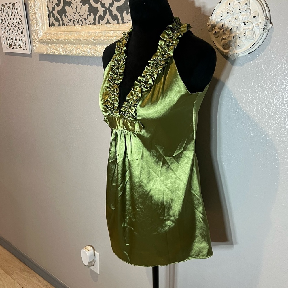 Max Studio Shiny Green Top With Ruffle Detail - Picture 7 of 11